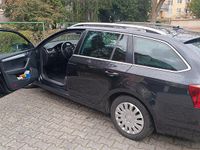 Gebraucht Skoda Octavia Elegance 140 PS (102 kW) 2015 Schwarz Kleinwagen