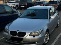 Gebraucht BMW 525 197 PS (144 kW) 2007 Grau Limousine
