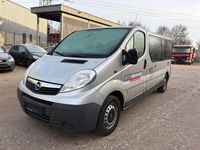Gebraucht Opel Vivaro 114 PS (83 kW) 2010 Silber Van / Kleinbus