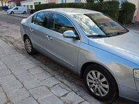 Gebraucht VW Passat 105 PS (77 kW) 2005 Blau Limousine