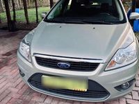 Gebraucht Ford Focus 137 PS (100 kW) 2009 Silber Limousine