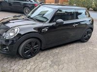 Second-hand Mini ONE 102 CP (75 kW) 2017 Negru Hatchback