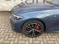 Gebraucht BMW 330e Performance 292 PS (214 kW) 2025 Blau Kombi