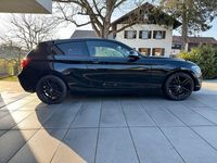 Gebraucht BMW 116 116 PS (85 kW) 2012 Schwarz Kleinwagen