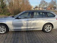 Gebraucht BMW 320 190 PS (139 kW) 2019 Grau Kombi