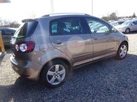 Gebraucht VW Golf Plus Cross Team 105 PS (77 kW) 2010 Braun Van / Kleinbus