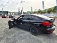 Gebraucht BMW 318 2014 Schwarz Limousine