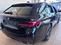 Gebraucht BMW 530 M Sport 286 PS (210 kW) 2020 Saphirschwarz Kombi