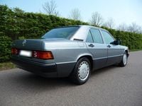 Gebraucht Mercedes 190 102 PS (75 kW) 1990 Limousine