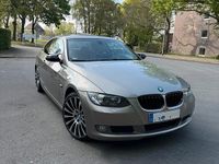 Gebraucht BMW 325 218 PS (160 kW) 2007 Andere farben Coupé