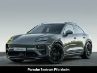 Neu Porsche Macan Turbo 469 kW (639 PS) 2026 Grün SUV
