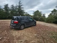 Gebraucht Chevrolet Orlando 163 PS (119 kW) 2012 Schwarz Van / Kleinbus