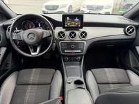 Gebraucht Mercedes CLA180 Shooting Brake Night 122 PS (89 kW) 2017 Schwarz Kombi