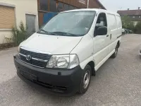 Gebraucht Toyota HiAce 117 PS (86 kW) 2010 Weiß Van