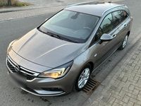 Gebraucht Opel Astra 110 PS (80 kW) 2017 Grau Kombi