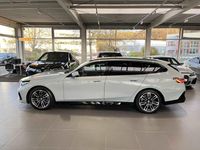Gebraucht BMW 520 M Sport 197 PS (144 kW) 2025 Grau Kombi