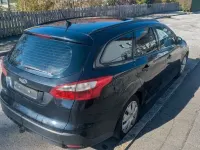 Usado Ford Focus Trend 116 CV (85 kW) 2013 Negro Berlina