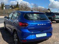 Gebraucht Dacia Sandero 90 PS (66 kW) 2024 Blau Kleinwagen