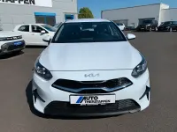 Gebraucht Kia Ceed Sportswagon 120 PS (88 kW) 2022 Weiß Kombi