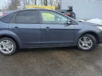 Gebraucht Ford Focus 109 PS (80 kW) 2010 Grau Kleinwagen