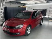 Gebraucht VW Golf VI 105 PS (77 kW) 2010 Rot Kleinwagen