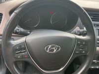 gebraucht Hyundai i20 1.4 AT Trend Allwetterreifen