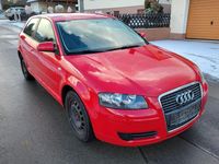 Gebraucht Audi A3 Attraction 102 PS (75 kW) 2007 Rot Limousine