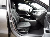 Gebraucht Mercedes GLA180 Progressive 136 PS (100 kW) 2024 Grau SUV