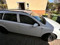 Gebraucht Opel Astra 90 PS (66 kW) 2009 Weiß Kombi