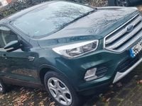 Second-hand Ford Kuga 150 CP (110 kW) 2018 Verde SUV