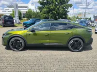 Neu Peugeot 408 GT 179 PS (131 kW) 2026 Grün SUV