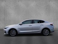 gebraucht Hyundai i30 Fastback 1.4 T-GDI DCT Navi SHZ R-Cam