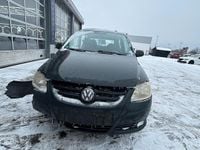 Usado VW Fox 55 HP (40 kW) 2005 Cinzento Citadino