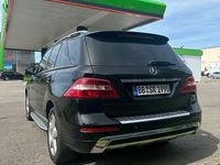 Gebraucht Mercedes ML350 258 PS (189 kW) 2013 Schwarz SUV