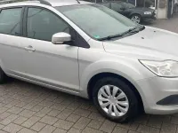 Gebraucht Ford Focus 101 PS (74 kW) 2010 Silber Kombi