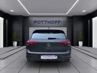Gebraucht VW Golf VIII R-line 131 PS (96 kW) 2024 Grau Limousine