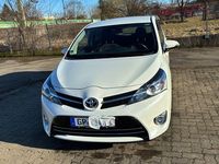 Gebraucht Toyota Verso 111 PS (81 kW) 2017 Weiß Van / Kleinbus