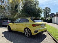 Gebraucht Audi S3 Ambiente 310 PS (228 kW) 2023 Gelb Limousine
