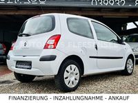 Gebraucht Renault Twingo Authentique 58 PS (42 kW) 2009 Weiß Kleinwagen