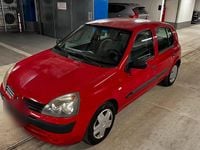 Second-hand Renault Clio II 60 CP (44 kW) 2004 Hatchback