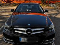 Gebraucht Mercedes C180 156 PS (114 kW) 2011 Schwarz Coupé
