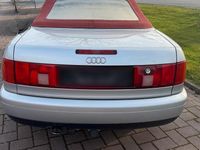 Second-hand Audi 80 125 CP (91 kW) 2000 Argintiu Cabrio