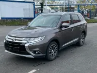 Gebraucht Mitsubishi Outlander Diamant Edition 150 PS (110 kW) 2017 Braun SUV