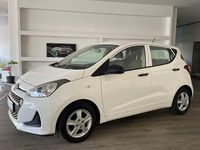Gebraucht Hyundai i10 Classic 67 PS (49 kW) 2017 Weiß Kleinwagen