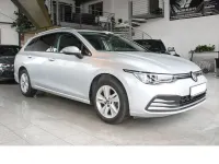 Usata VW Golf VIII Life 150 CV (110 kW) 2023 Argento Station wagon