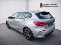 Gebraucht BMW 120 Sport Line 178 PS (130 kW) 2021 Silber Limousine