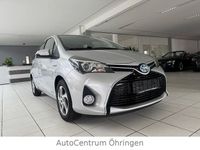 Gebraucht Toyota Yaris Hybrid Comfort 75 PS (55 kW) 2015 Silber Limousine