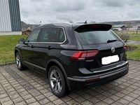 Gebraucht VW Tiguan R-line 150 PS (110 kW) 2016 Schwarz SUV