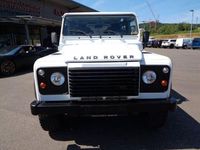 Gebraucht Land Rover Defender 122 PS (89 kW) 2013 Weiß Kombi