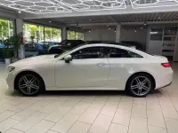 Gebraucht Mercedes E300 AMG line 245 PS (180 kW) 2018 Diamantweiss  metalliclack Coupé